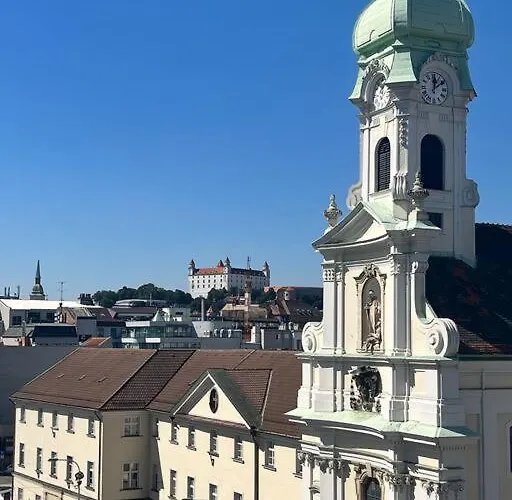 Amazing Castle View Appartement